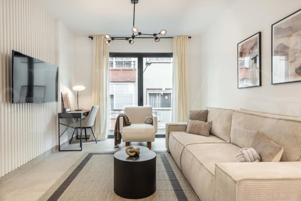 Modern Apartment With Patio & Parking By Rems Málaga Extérieur photo